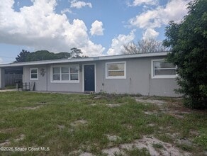 Building Photo - 2026 Sarno Rd