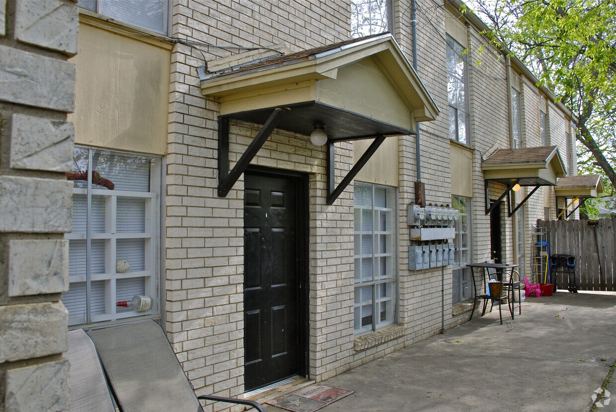 Foto del edificio - Markshire Apartments