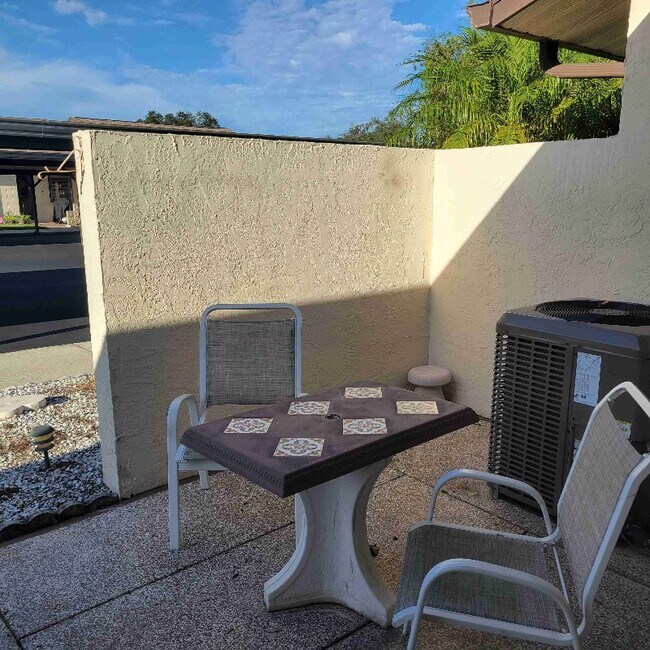 Foto del edificio - 38243 Ironwood Pl