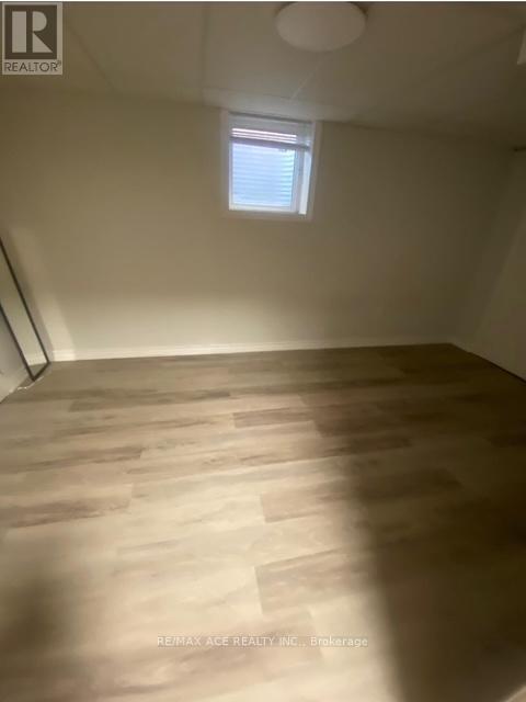 Photo du bâtiment - 178 Ravenscroft Rd