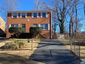 Building Photo - 312 Azalea Dr