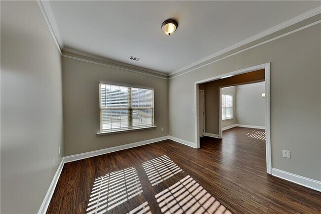 Building Photo - 122 Dynasty Ln