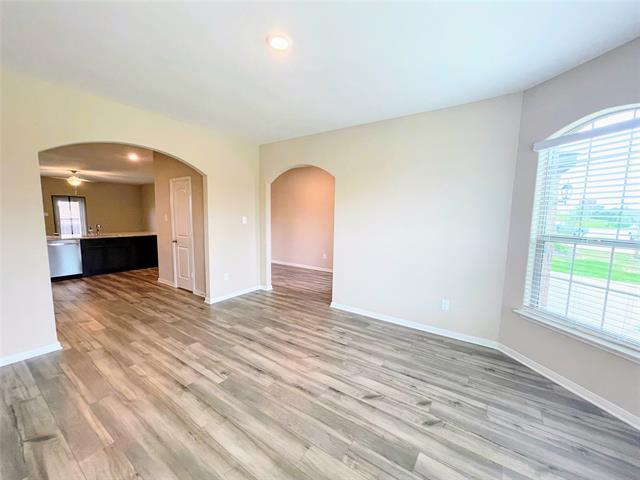 Building Photo - 207 Lk Rdg Dr