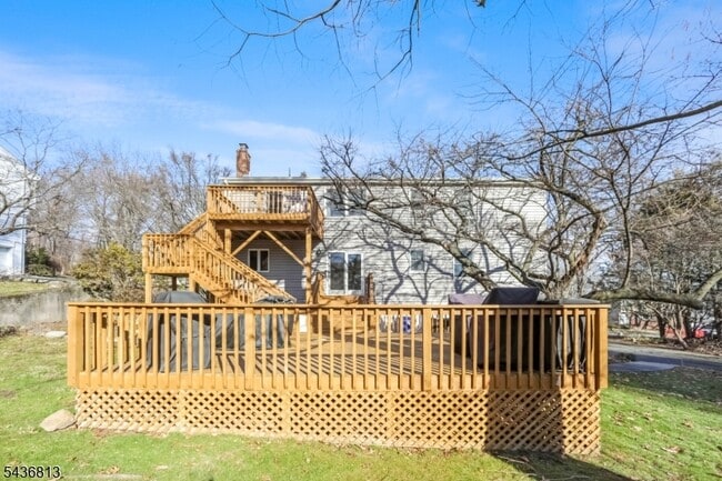 Building Photo - 68 Colgate Ave