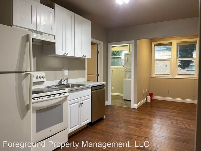 Building Photo - 5 br, 2 bath House - 5505 16th Ave NE