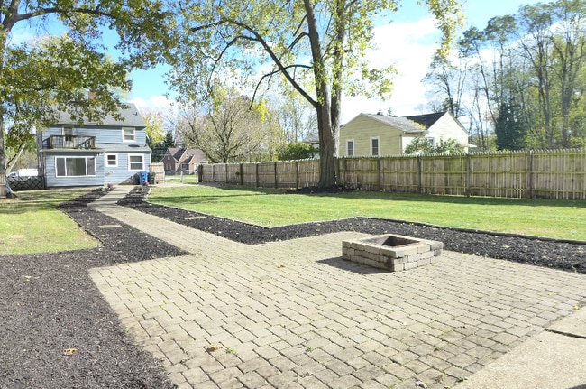 Building Photo - 4530 Clague Rd