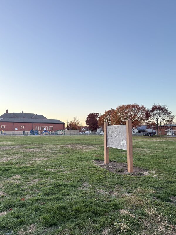 Foto del edificio - 207 Southwood Ave