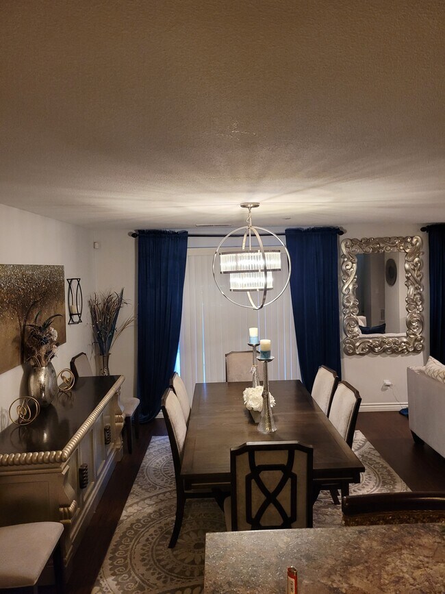 Foto del edificio - 3423 Joshua Tree Ct