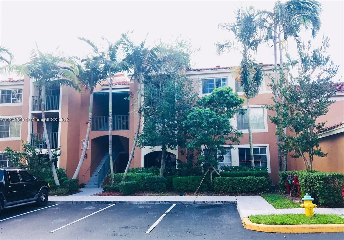 4852 N State Rd 7 Unit 3106, Coconut Creek, FL 33073 Condo for Rent