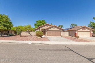Building Photo - 8156 W Tonto Ln