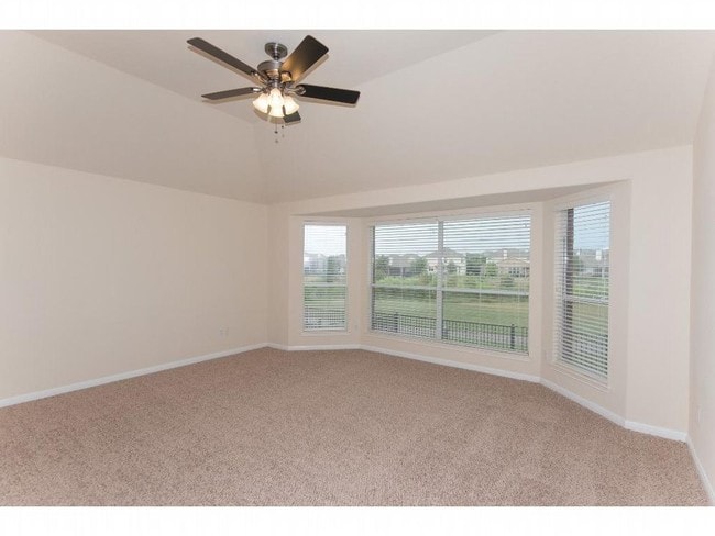 Building Photo - Golf Course Lot