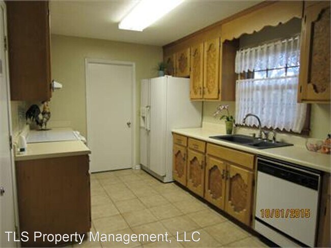 Foto del edificio - 3 br, 2 bath House - 509 Robin Lane 1