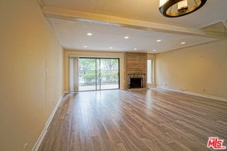 Foto del edificio - 5760 Owensmouth Ave