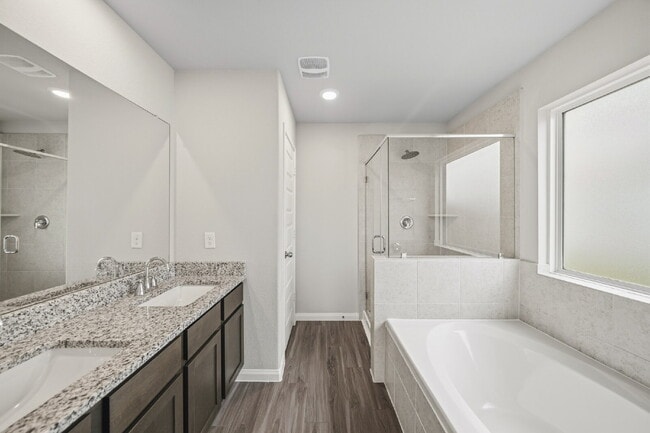 Photo - Beautiful, Well-Maintained 3-Bedroom, 2-Bathroom in Charleston Heights with a Fresh Open Floorplan Apartments
