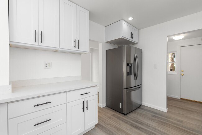 Building Photo - 9101 8th Ave NE