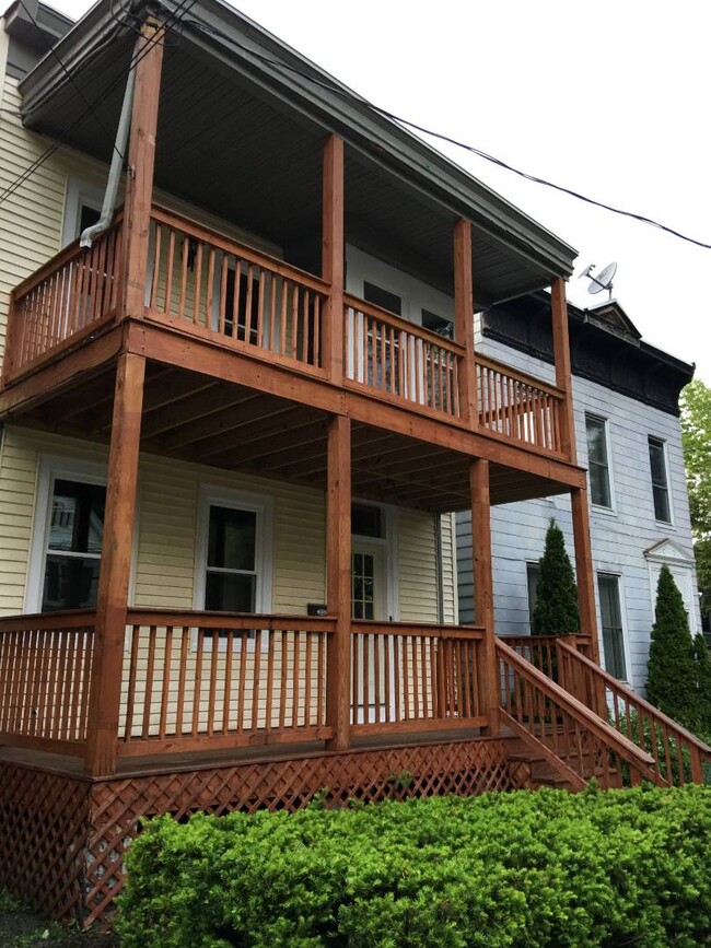 Building Photo - 57 Brunswick Ave