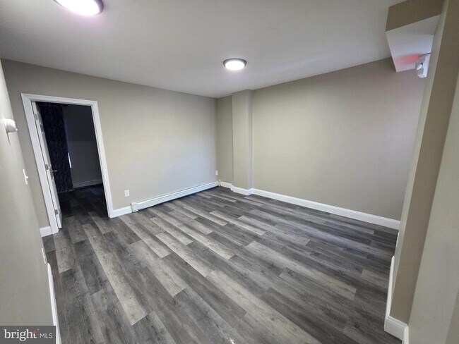 Foto del edificio - 107 Walnut Ave