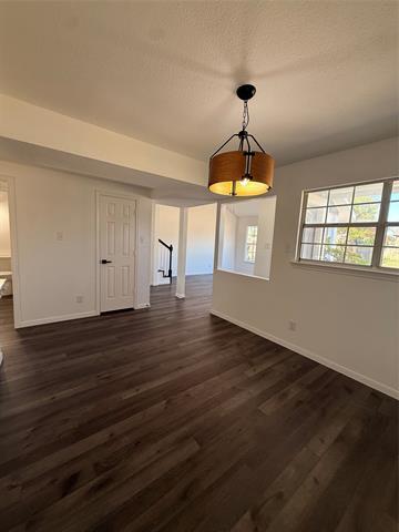 Foto del edificio - 4600 Waterway Dr N