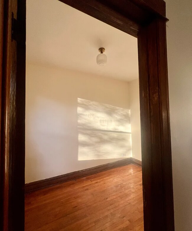 Foto del edificio - 1929 N Humboldt Blvd