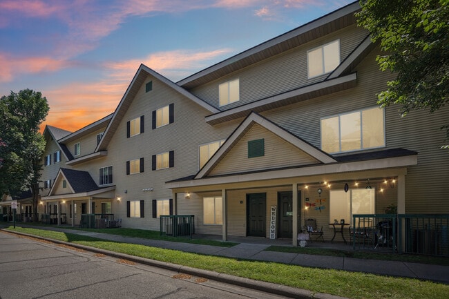 Located on a 30-acre woodland preserve in the heart of Eagan - Promenade Oaks