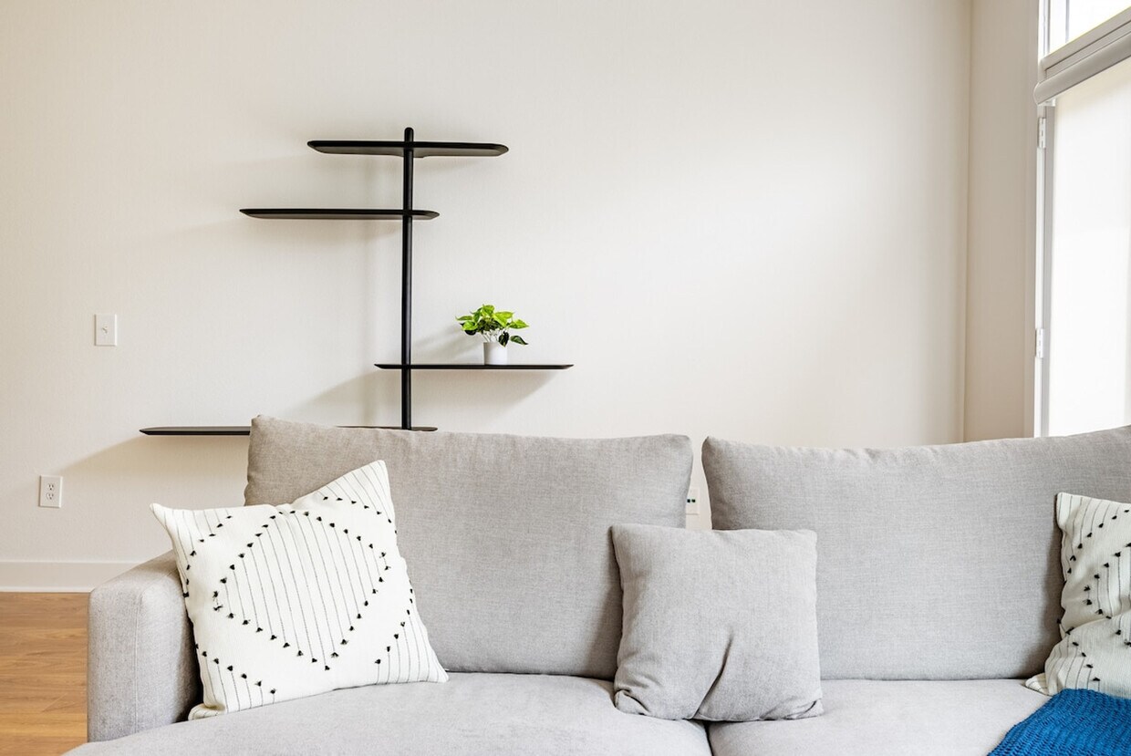 Foto principal - 2137 Pelham Dr