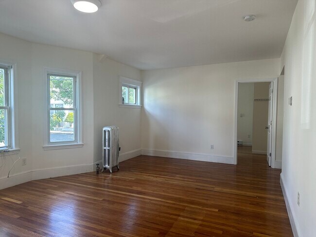 Foto del edificio - 86 Lawrence St