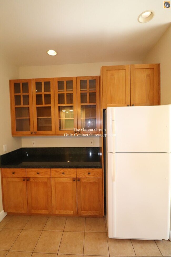 Foto del edificio - Put This Stunning 4 Bedroom Home in SE Por...