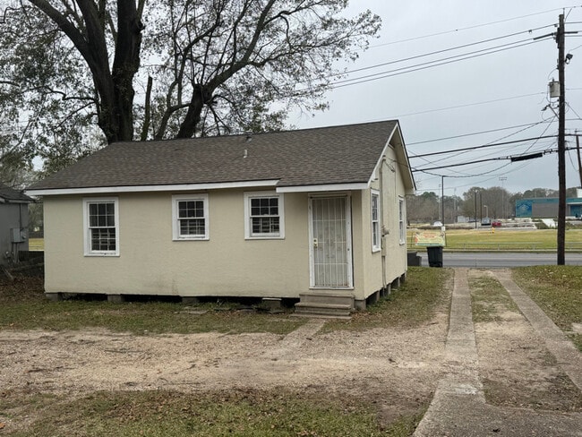 Photo - 5444 Winbourne Ave House