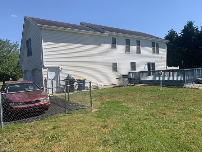 Building Photo - 4 br, 4 bath House - 142 Trillium Drive