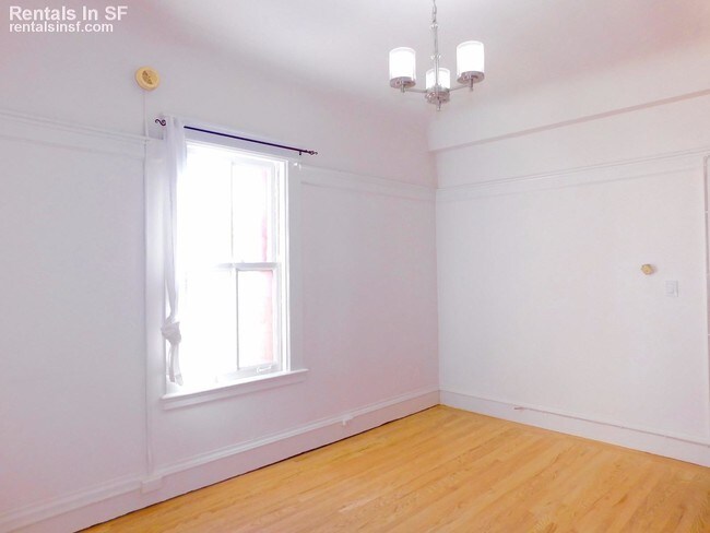 Foto del edificio - 999 Bush St