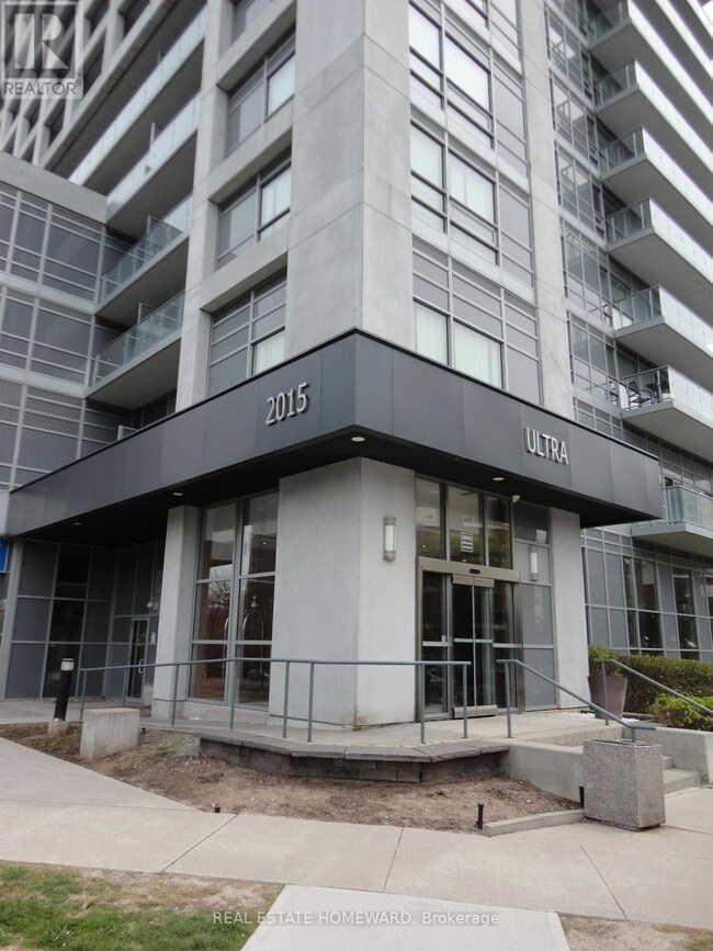 Building Photo - 2015 Sheppard Ave E