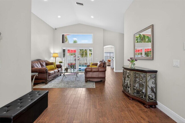 Building Photo - 1005 Cedar Falls Dr