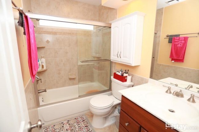 Foto del edificio - 1 bedroom in Centreville VA 20120