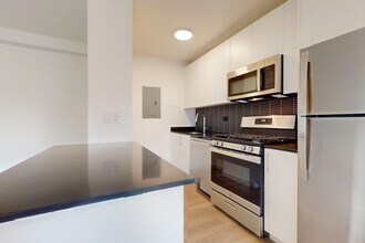 Interior Photo - Six40