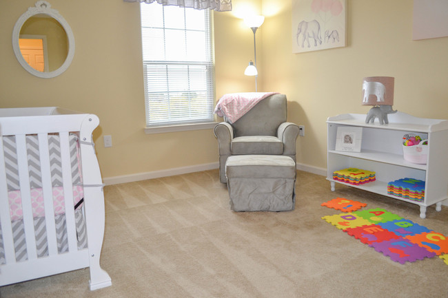 Bedroom - Oak Manor Villas - Big Spring