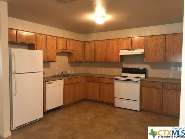 Building Photo - 503 Manhattan Dr