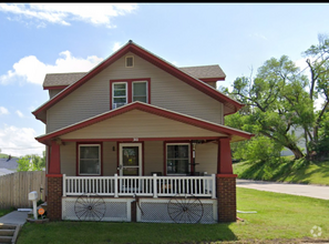 Building Photo - 2021 Hamilton St SW