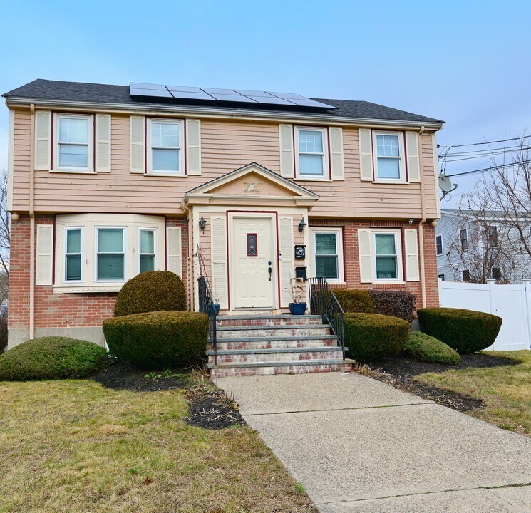 Primary Photo - 148 Glenwood Ave