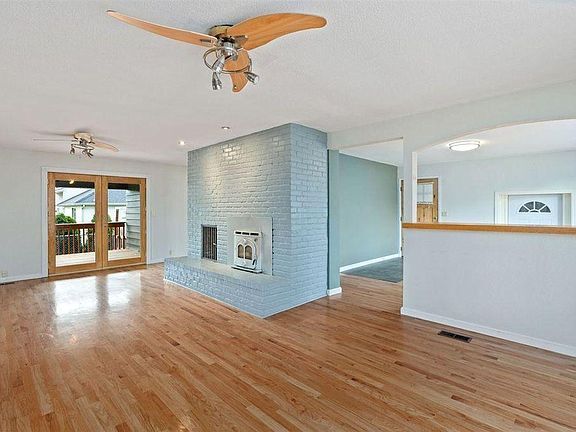 Foto del edificio - 4011 E 23rd Ave