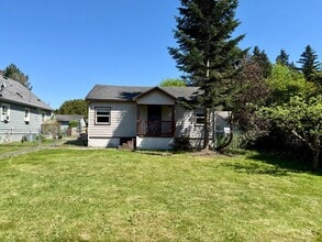 Building Photo - 15034 12th Ave NE