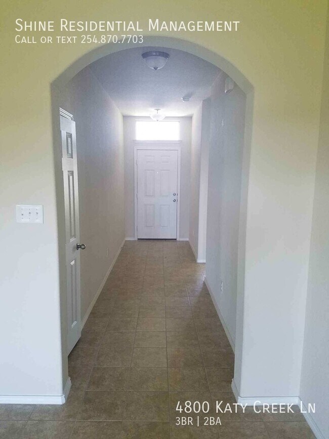 Foto del edificio - 4800 Katy Creek Ln