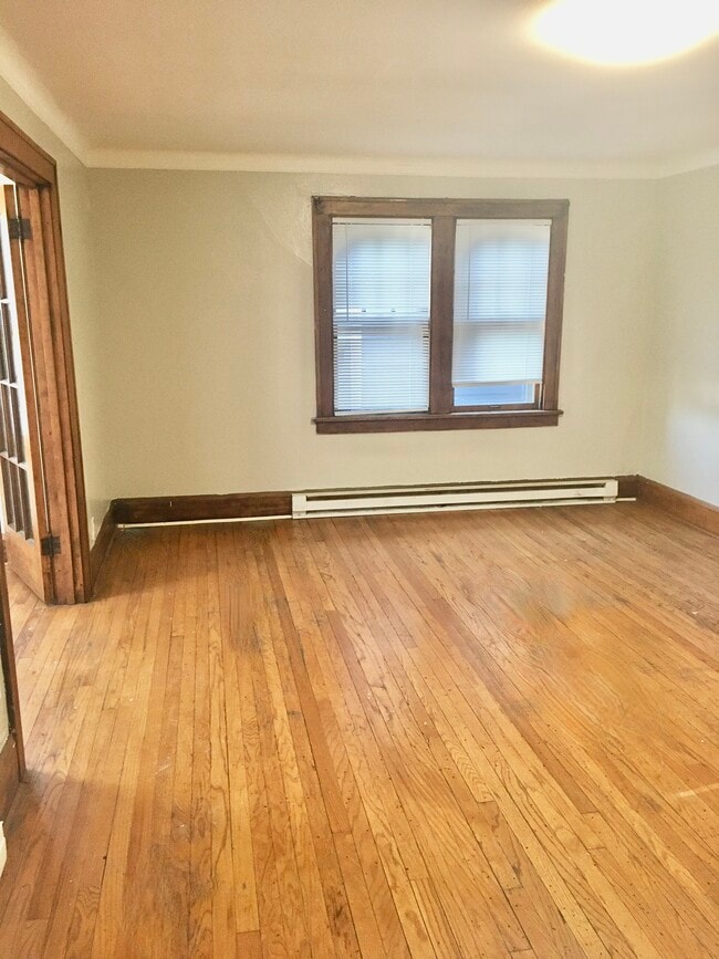 Foto del edificio - 1224 N Main St