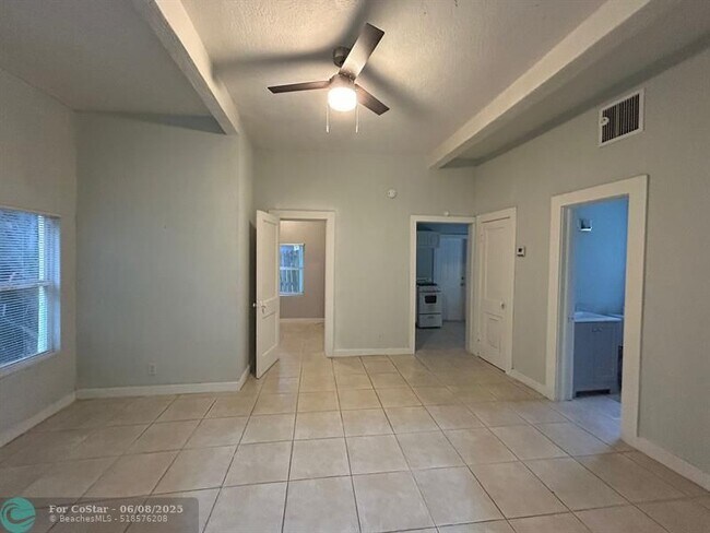 Foto del edificio - 734 Tallapoosa St