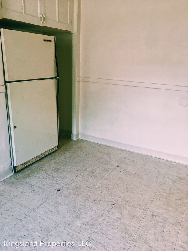 Building Photo - 1 br, 1 bath Apartment - 4112 McRee