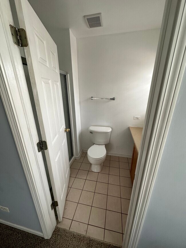 Foto del edificio - 1197 N Red Oak Cir
