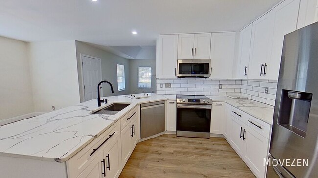 Building Photo - 4817 Weybridge Ln