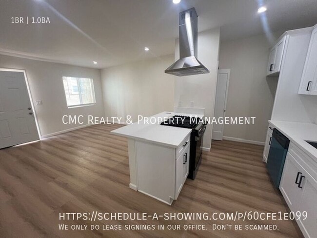 Building Photo - 4837 Clark Ave