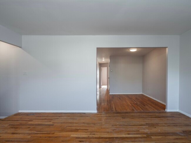 Building Photo - 760 Pine St