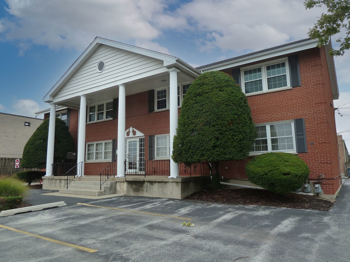 16162 Ellis Ave Unit 2S, South Holland, IL 60473 Condo for Rent in