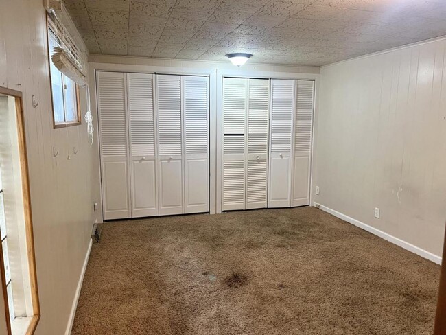 Building Photo - 122 Marshall St, Apt 1, Clarksburg, WV 26301